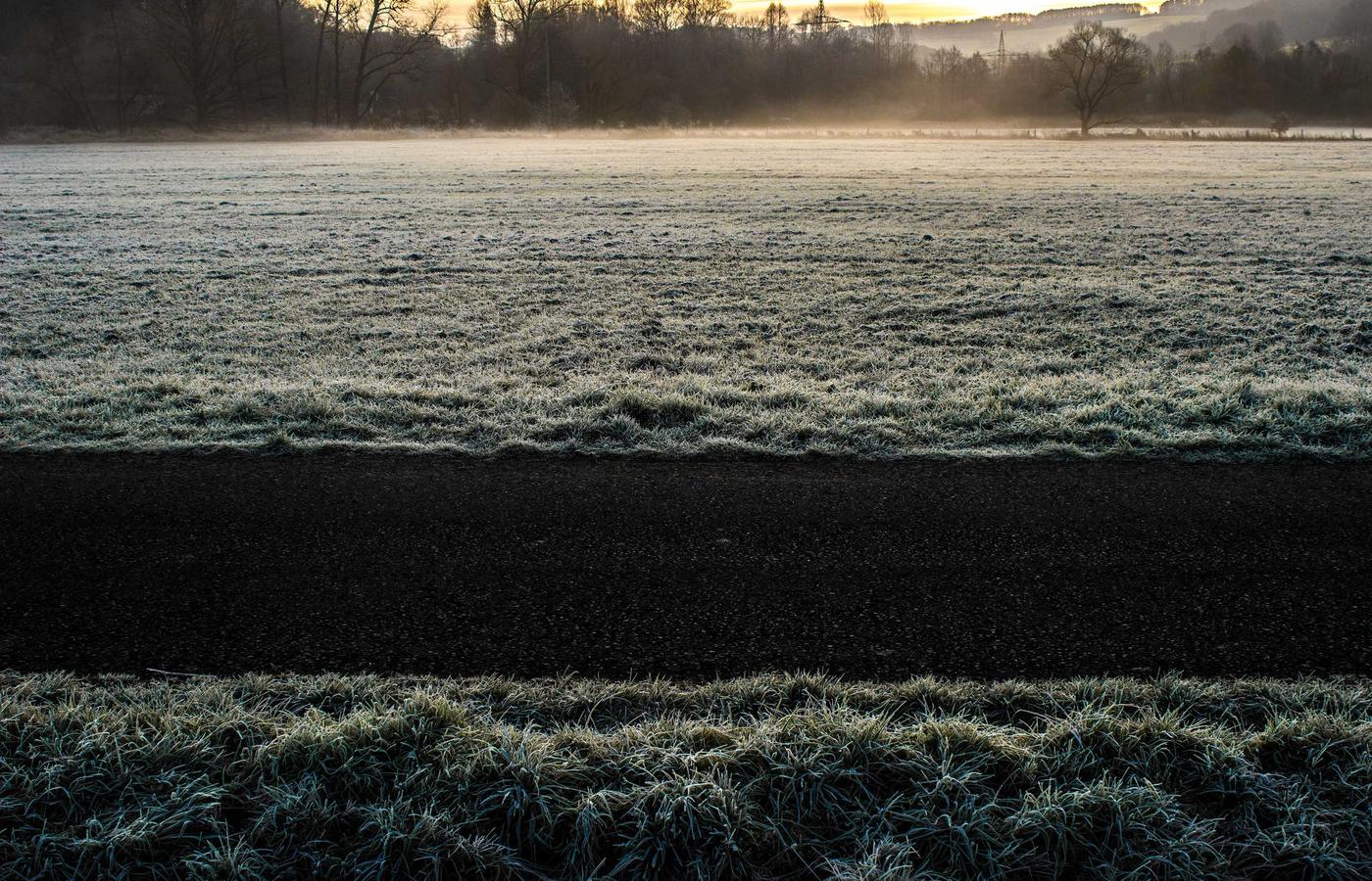 An artistic rendering of a satellite communications network in orbit.